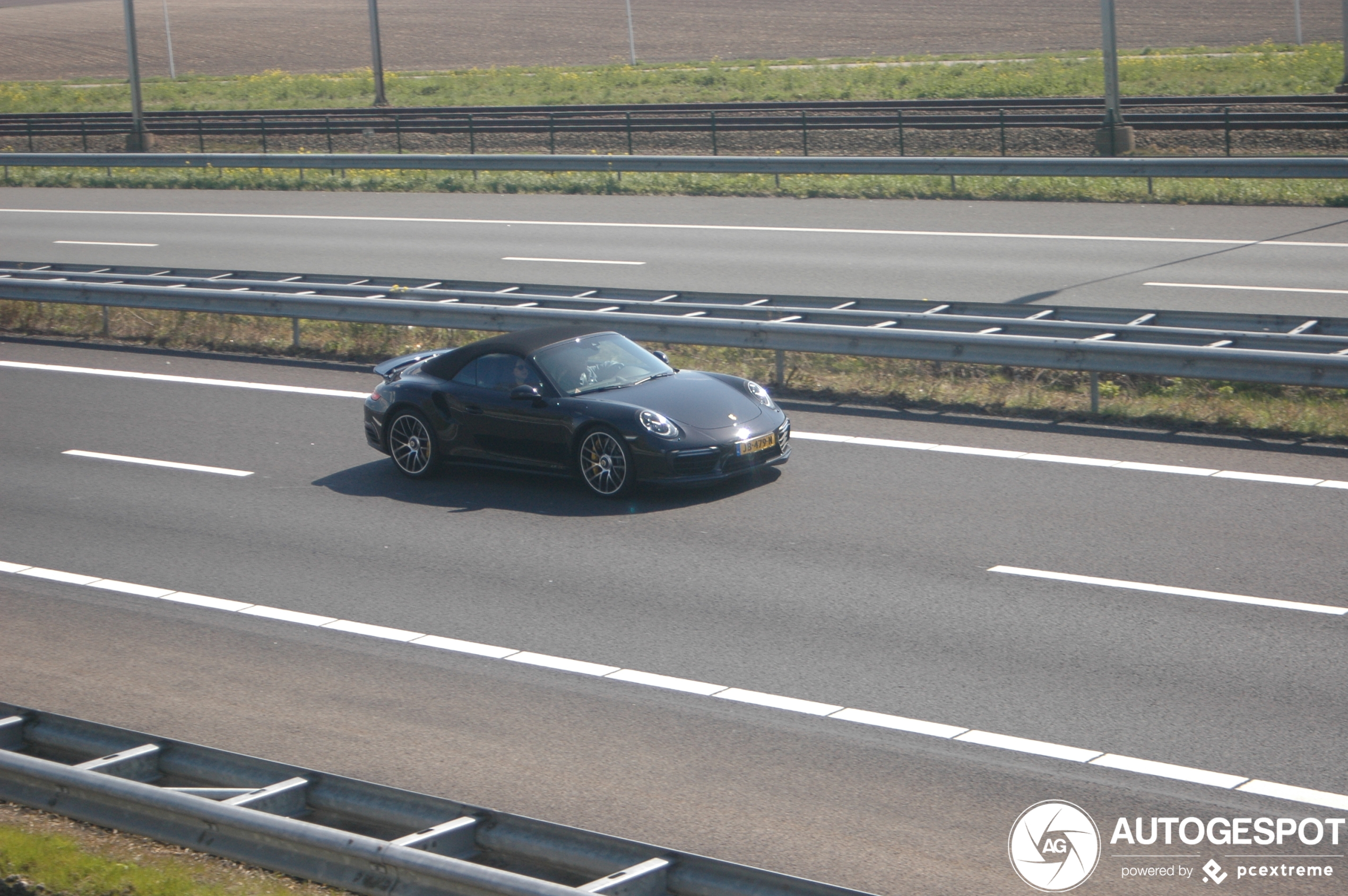 Porsche 991 Turbo S Cabriolet MkII