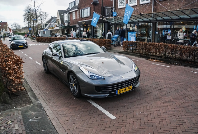 Ferrari GTC4Lusso