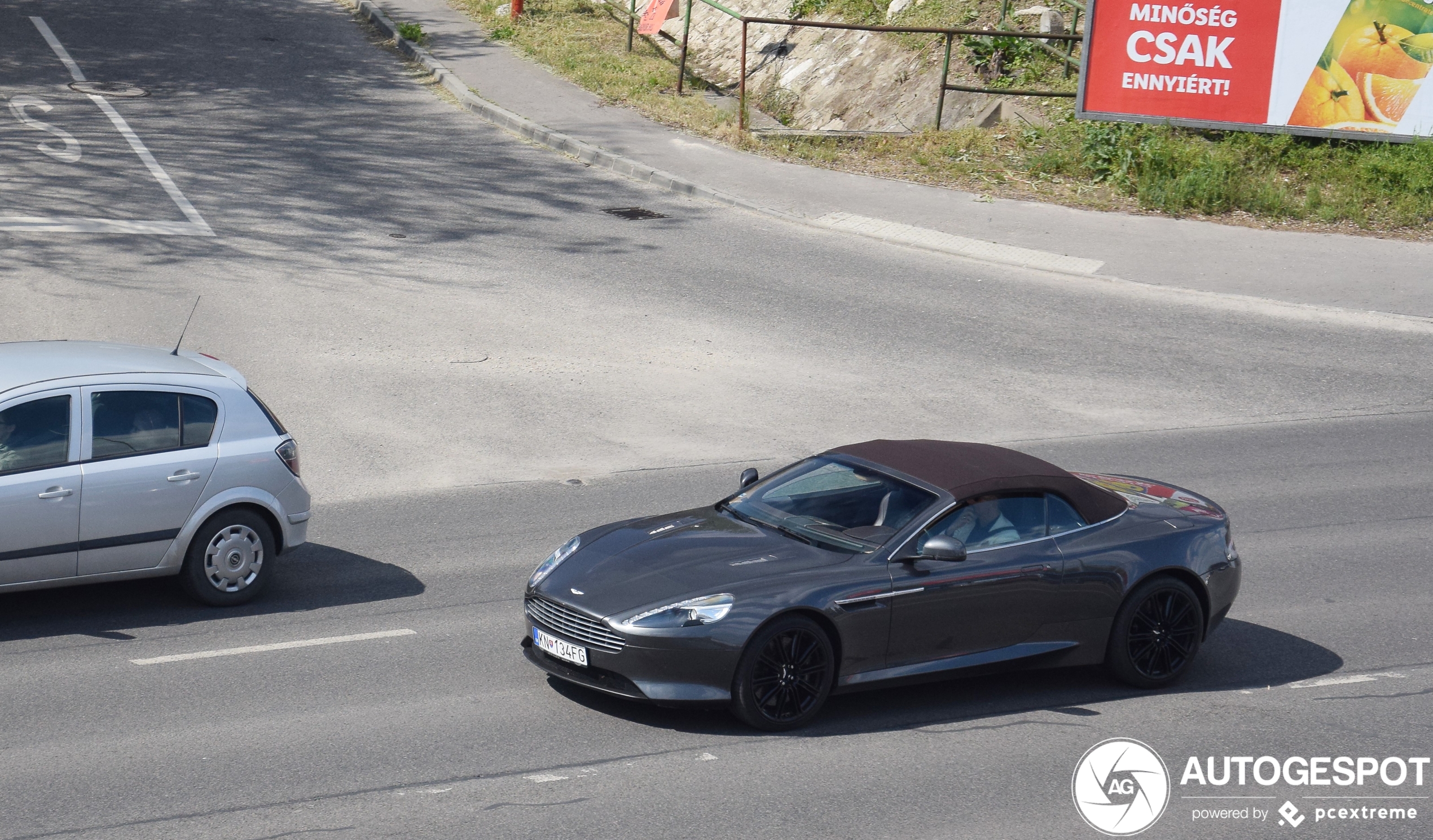 Aston Martin Virage Volante 2011