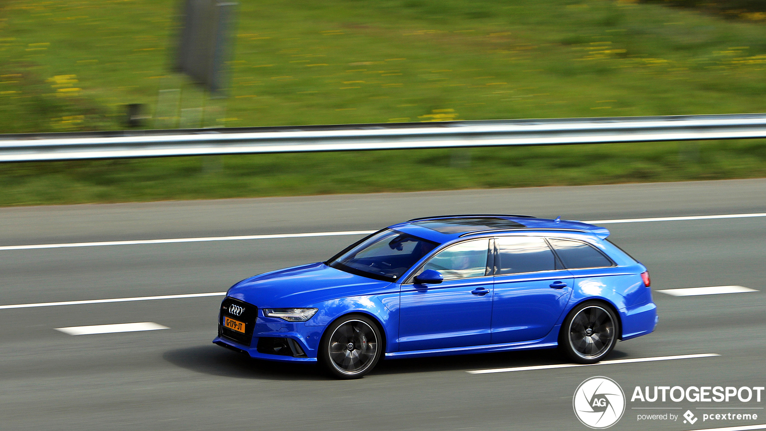 Audi RS6 Avant C7 2015 Nogaro Edition