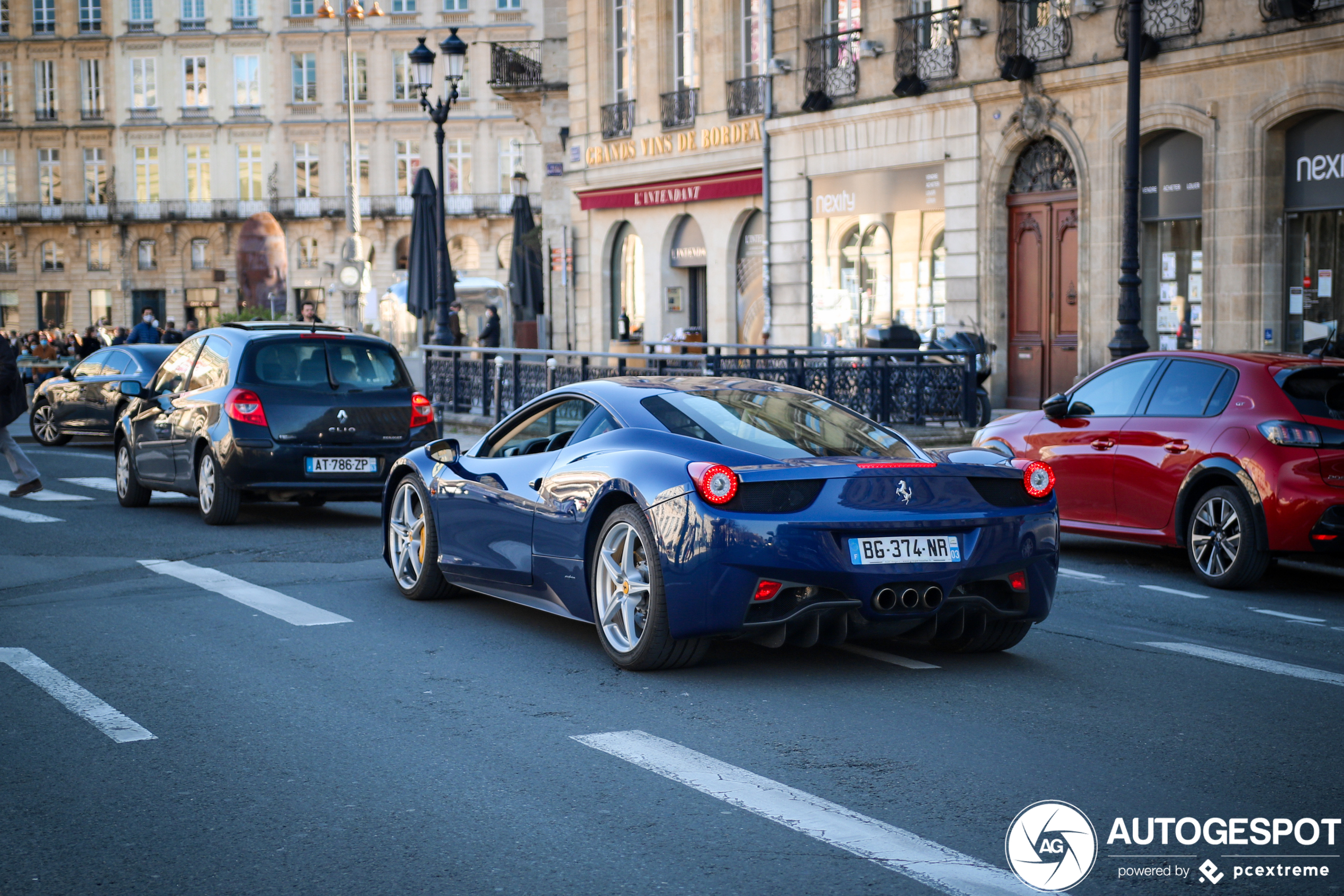 Ferrari 458 Italia blaue Tapete