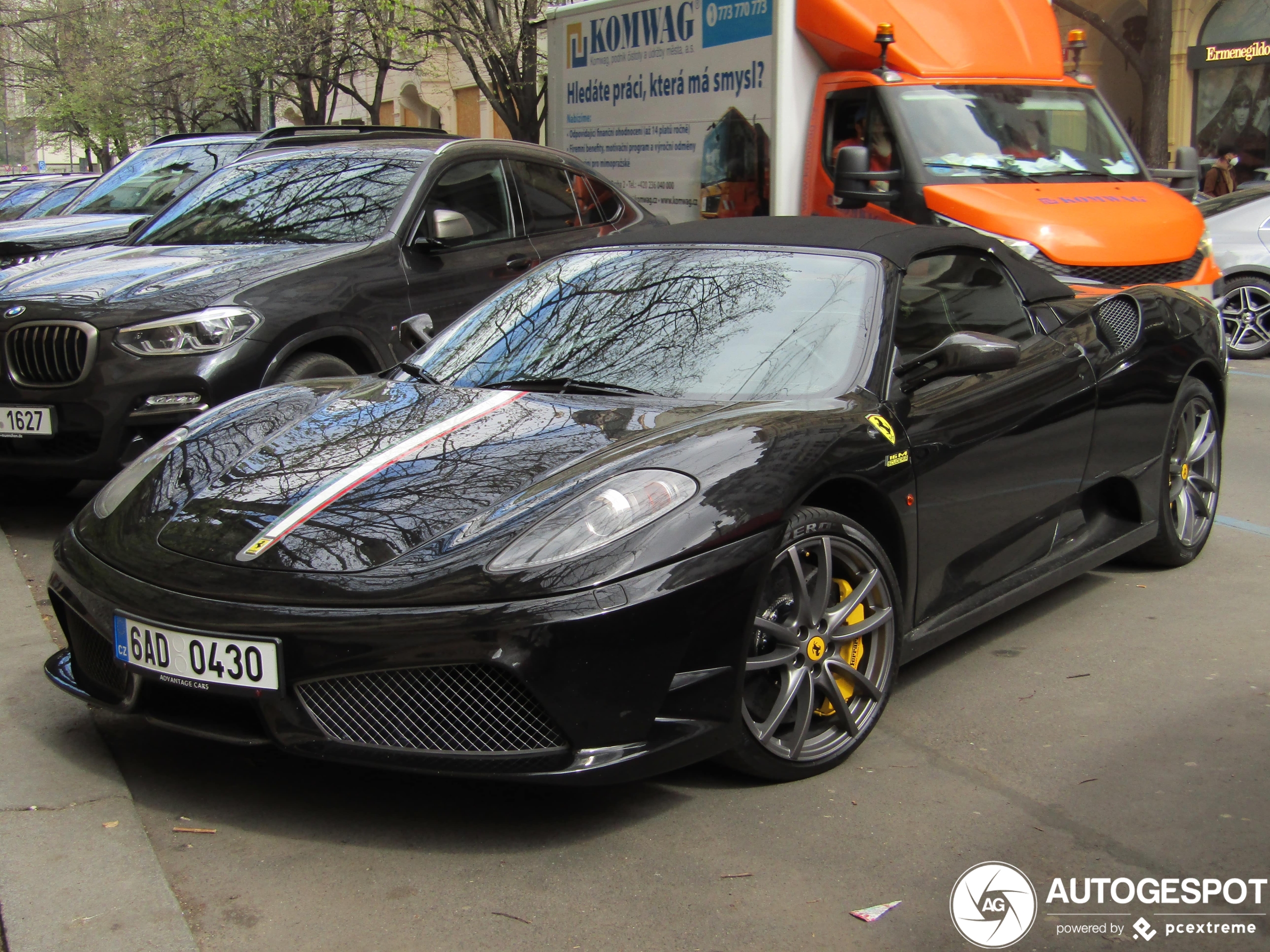 Ferrari Scuderia Spider 16M