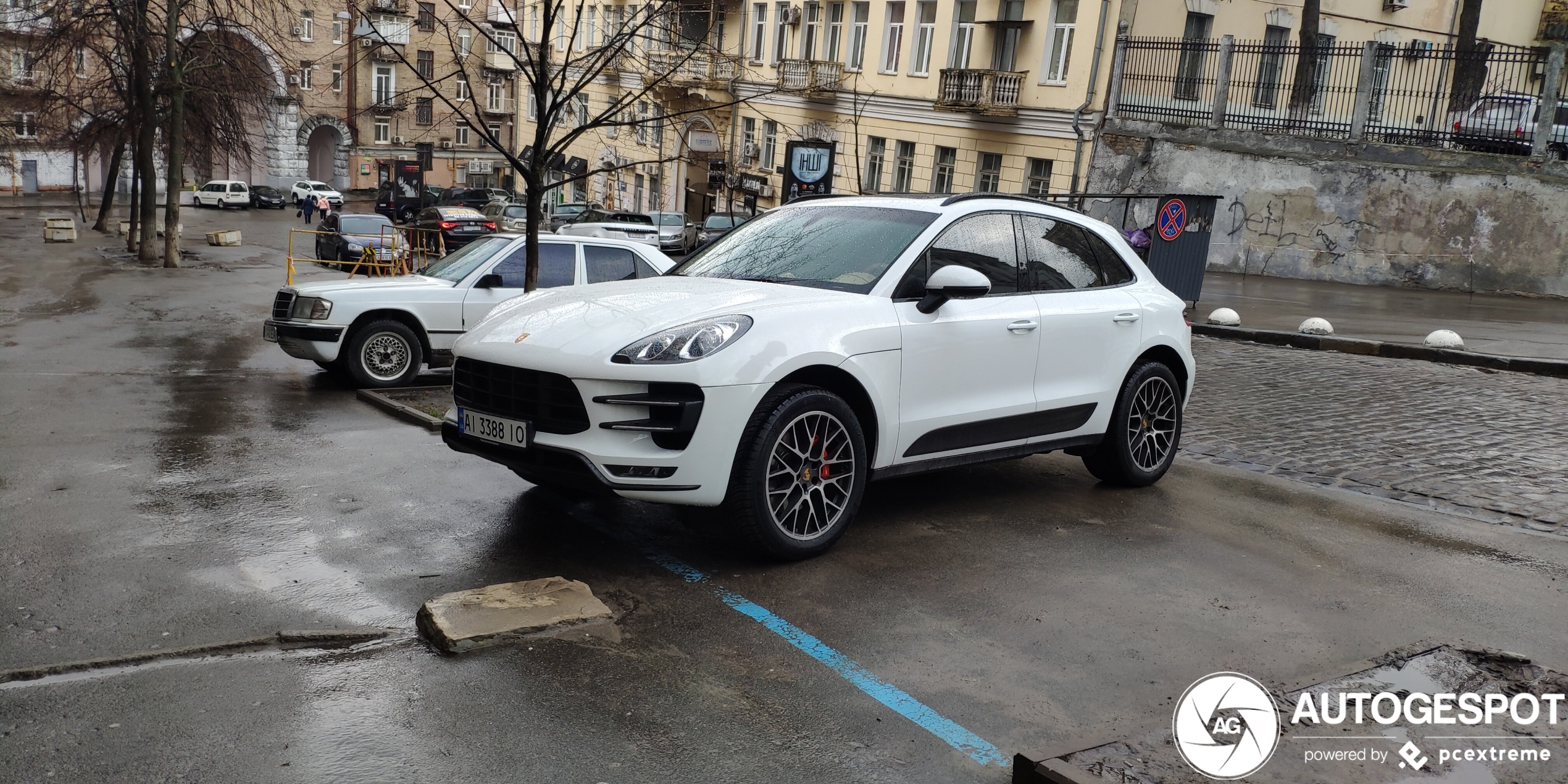 Porsche 95B Macan Turbo