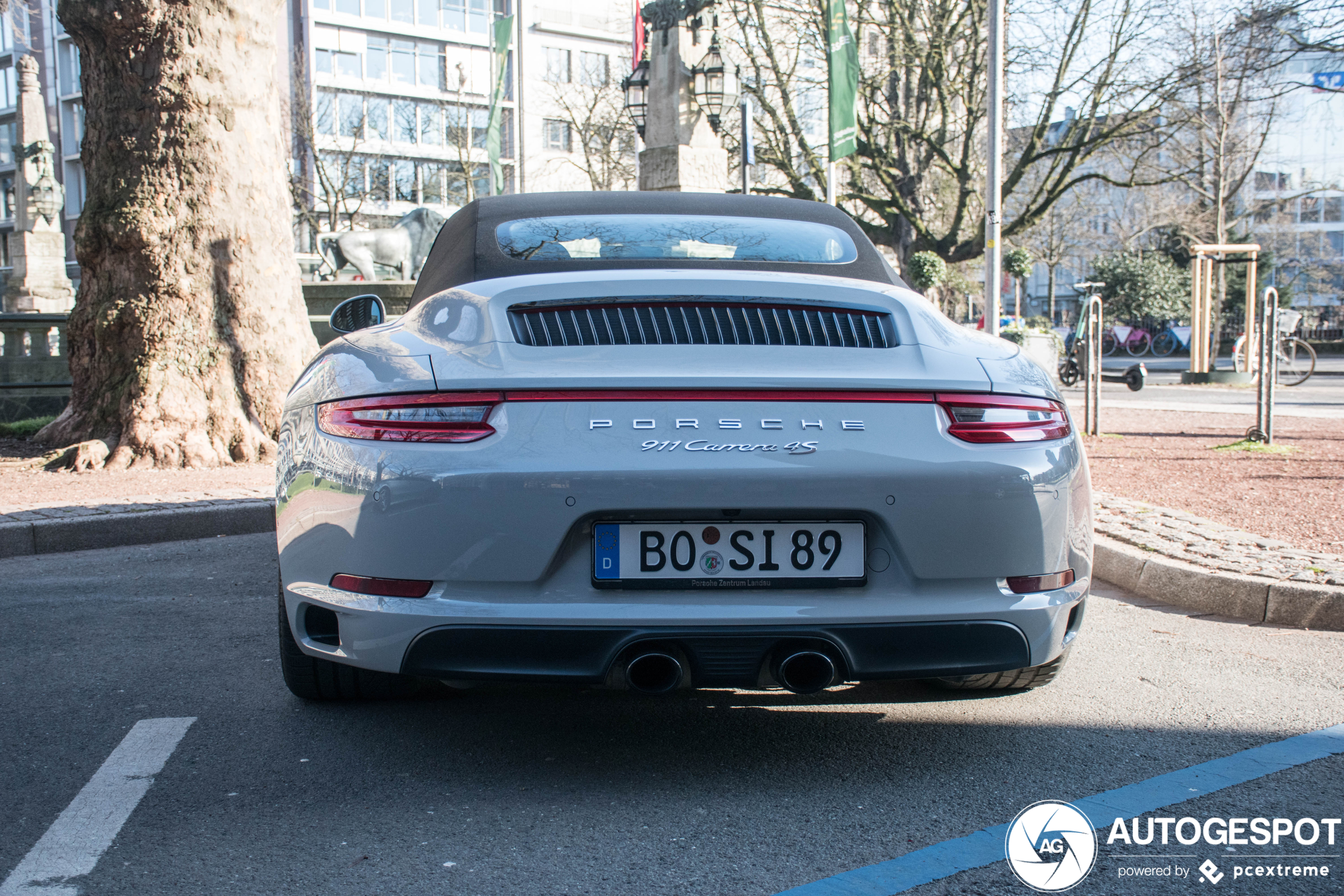 Porsche 991 Carrera 4S Cabriolet MkII