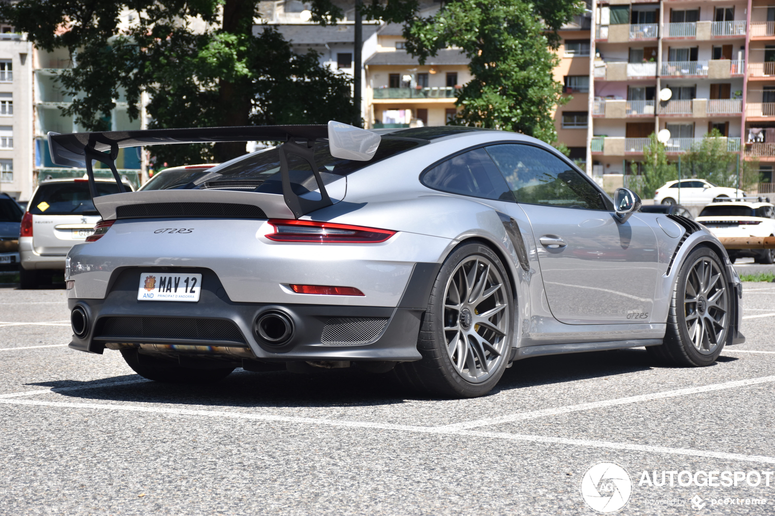 Porsche 991 GT2 RS Weissach Package