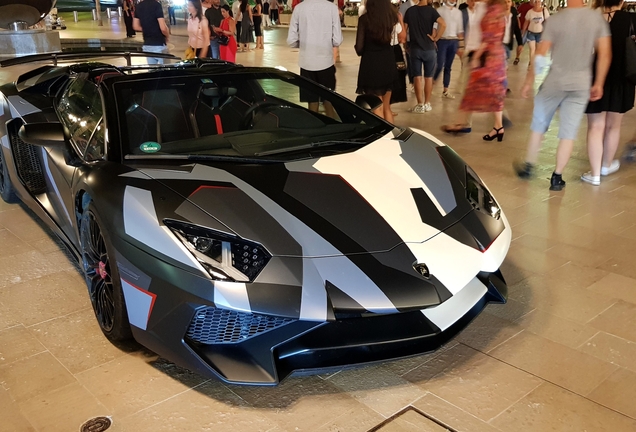 Lamborghini Aventador LP750-4 SuperVeloce Roadster