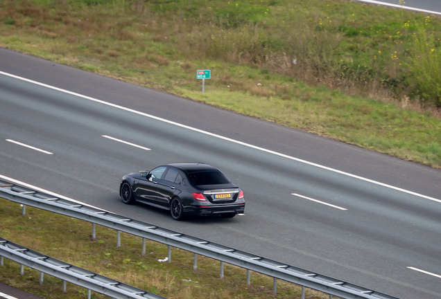 Mercedes-AMG E 63 S W213