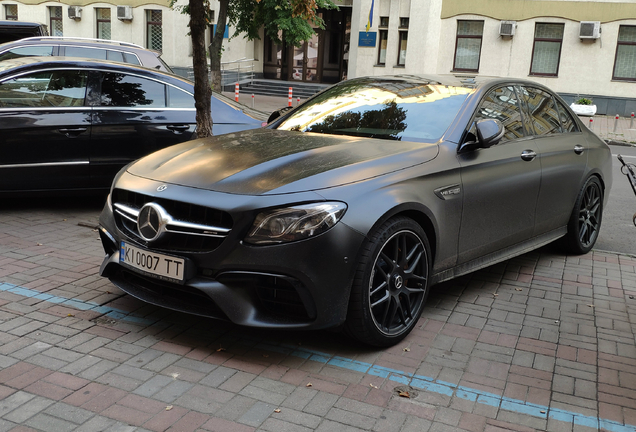 Mercedes-AMG E 63 S W213 Edition 1