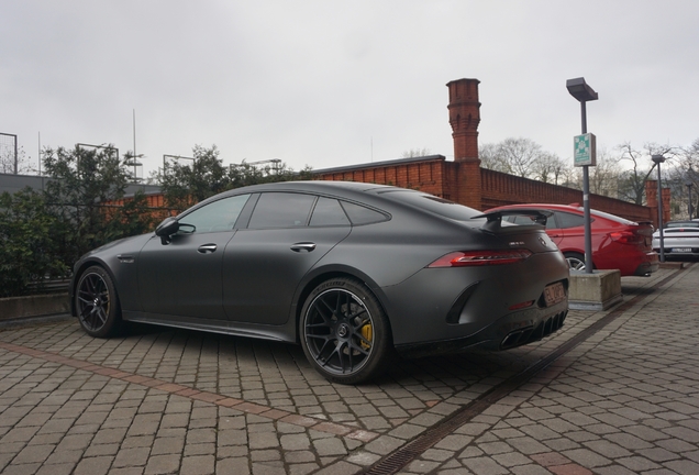 Mercedes-AMG GT 63 S X290