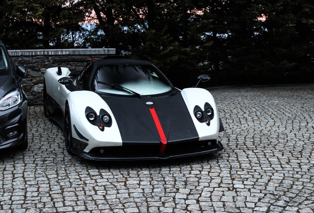 Pagani Zonda Cinque Roadster