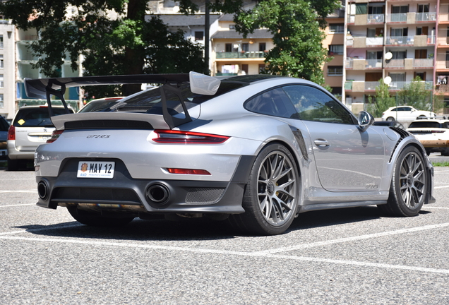 Porsche 991 GT2 RS Weissach Package