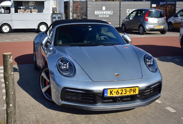 Porsche 992 Carrera 4S Cabriolet