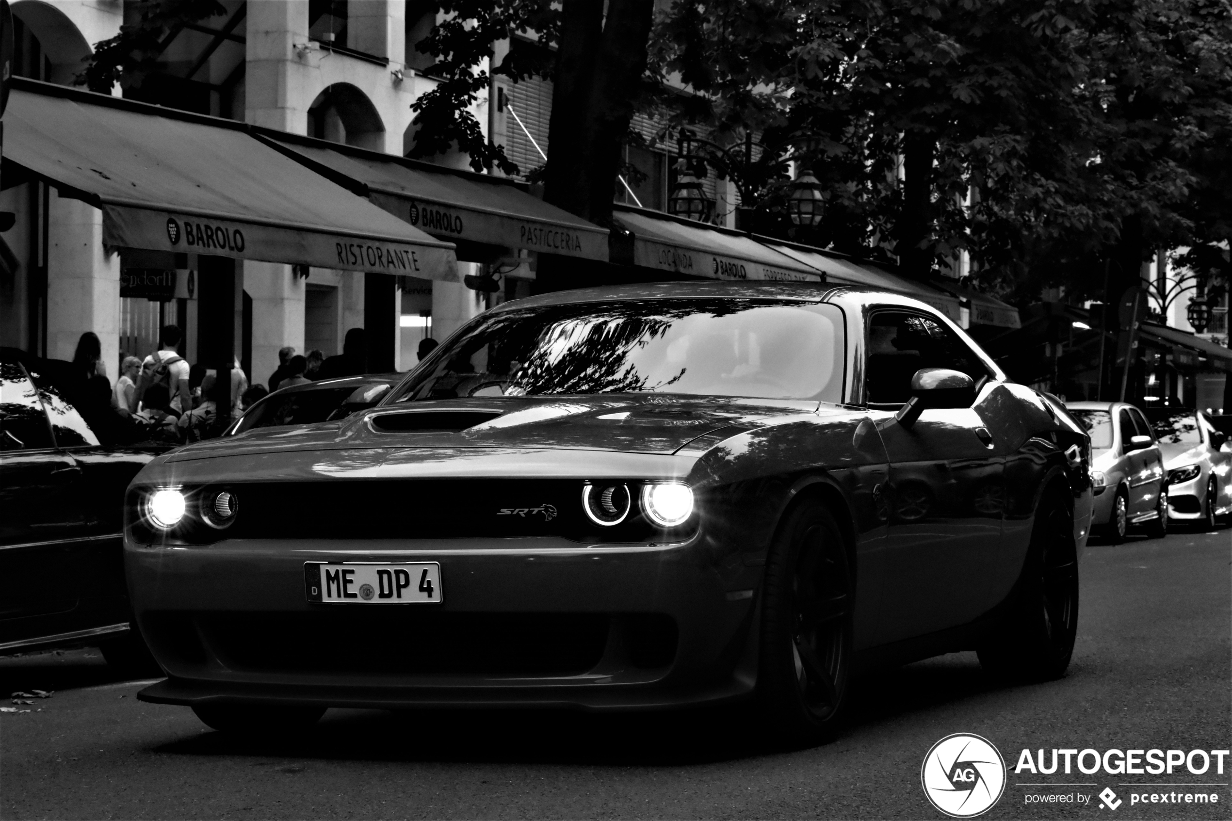 Dodge Challenger SRT Hellcat