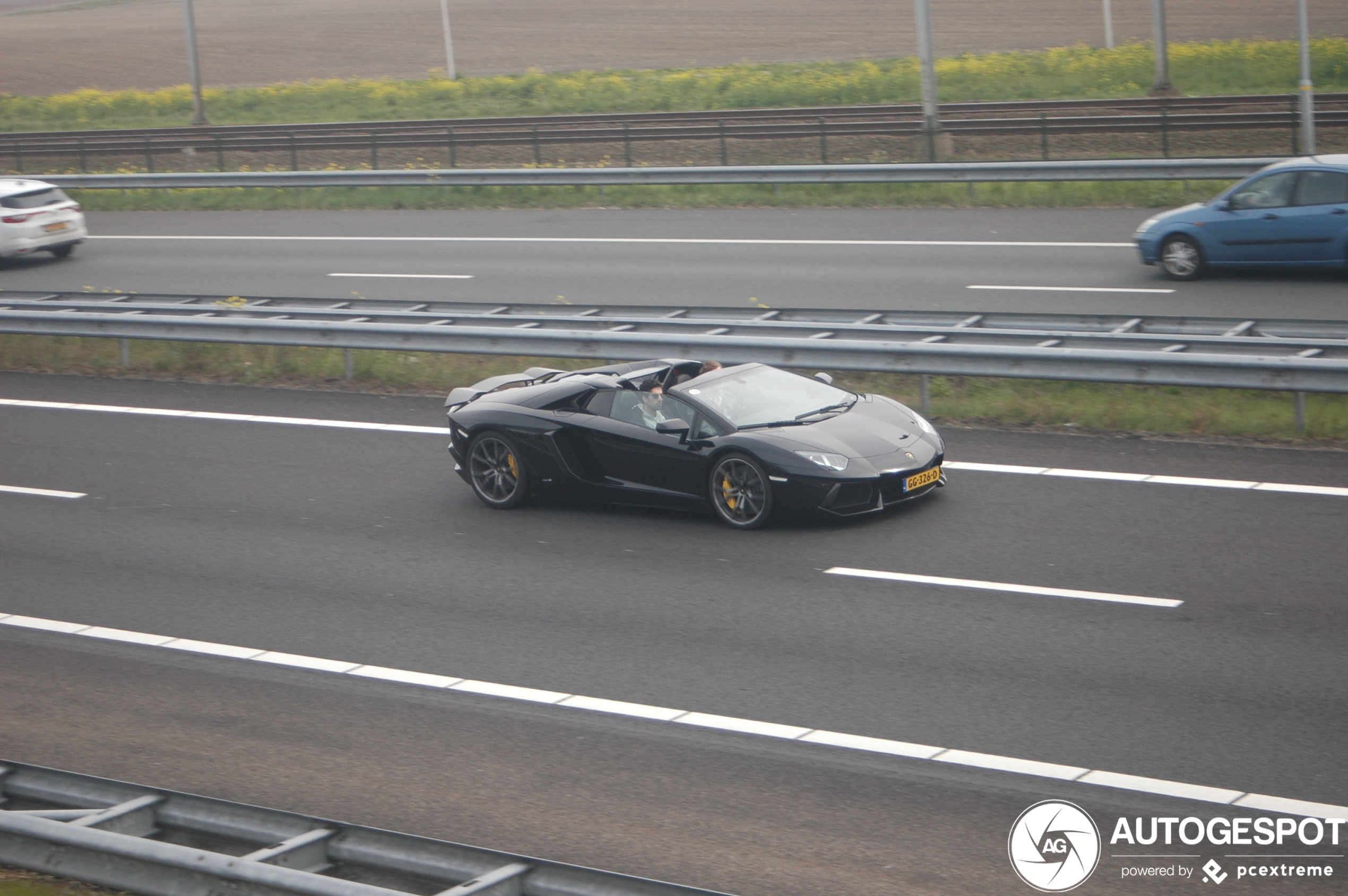 Lamborghini Aventador LP700-4 Roadster