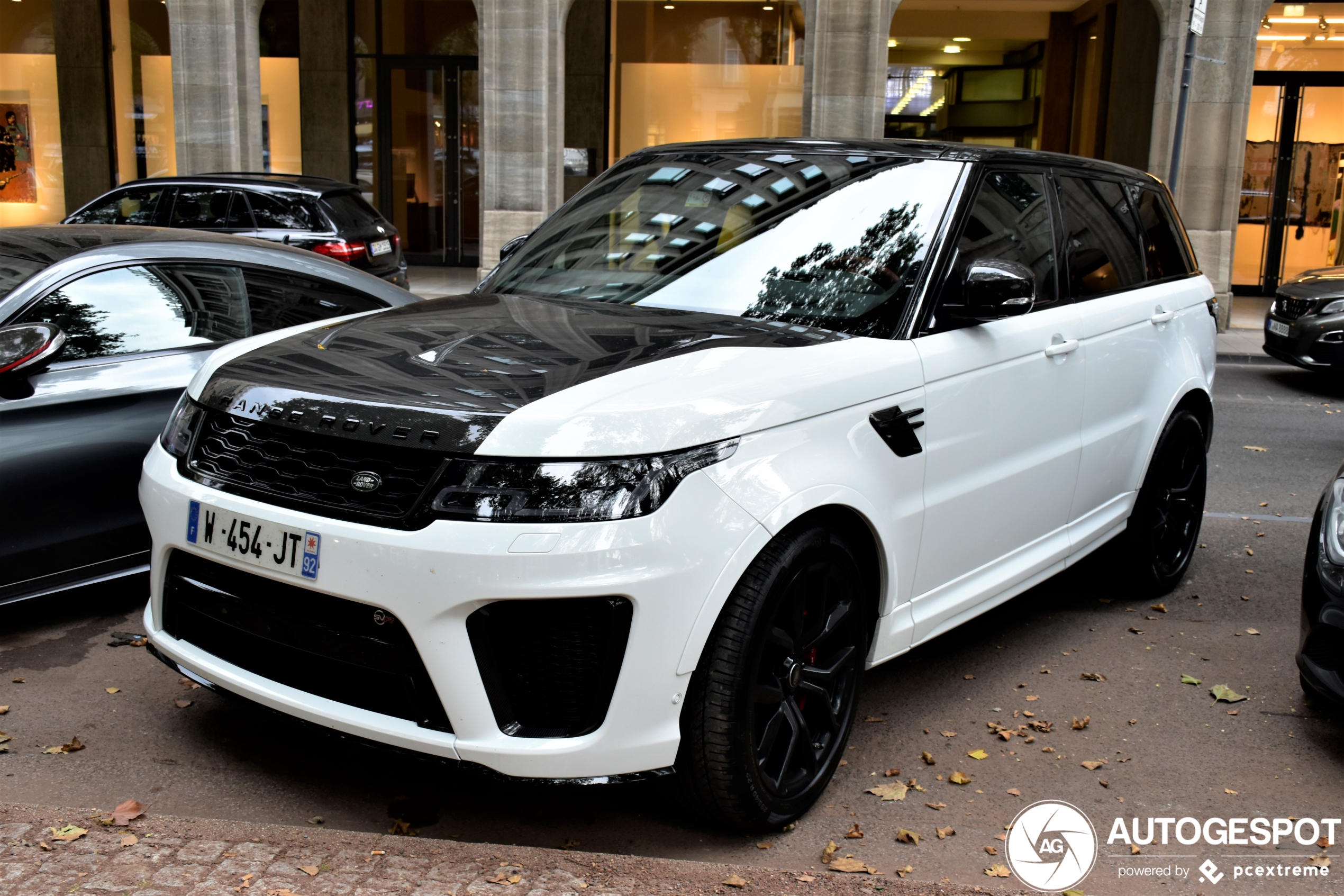 Land Rover Range Rover Sport SVR 2018 Carbon Edition