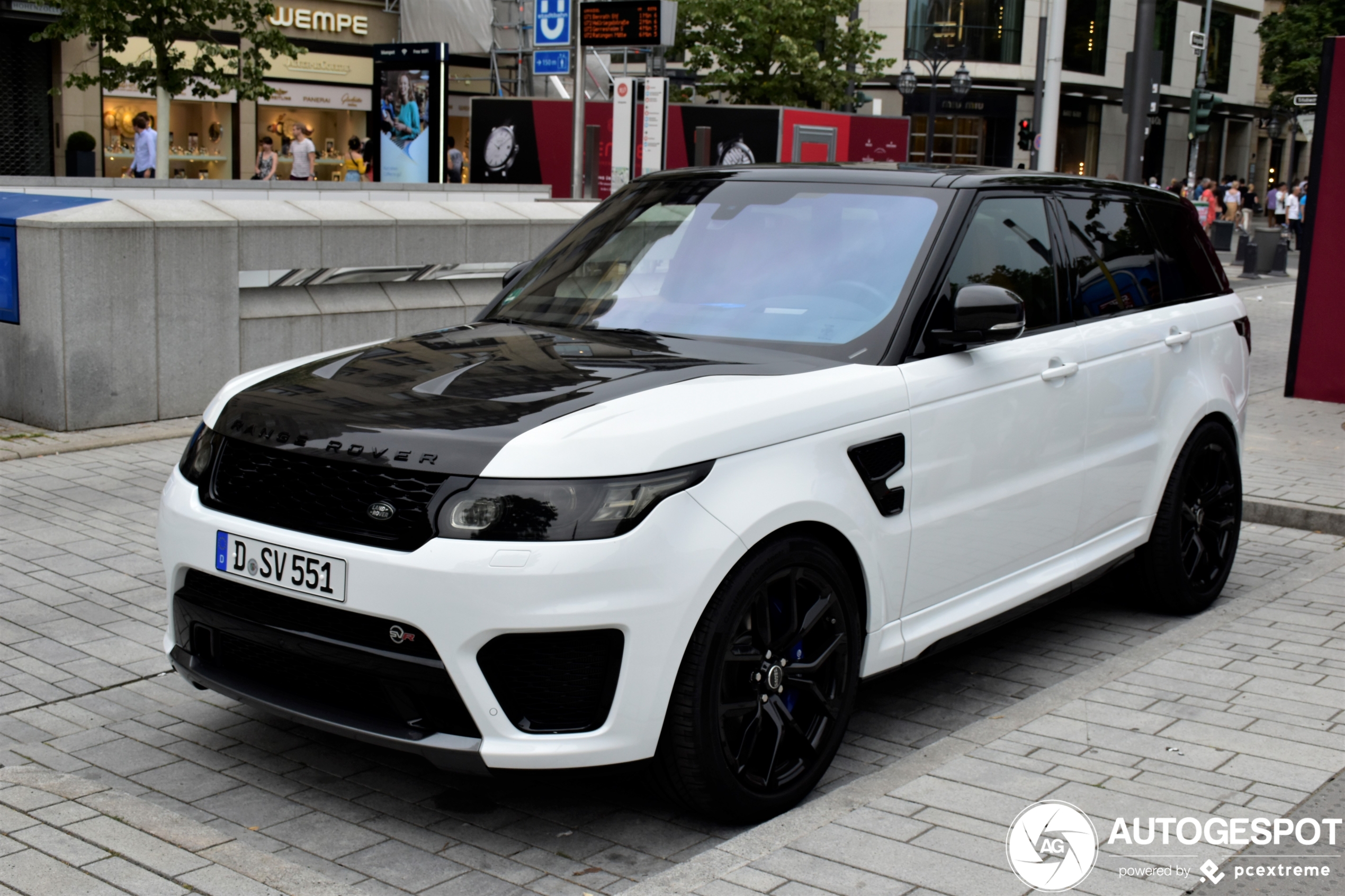 Land Rover Range Rover Sport SVR