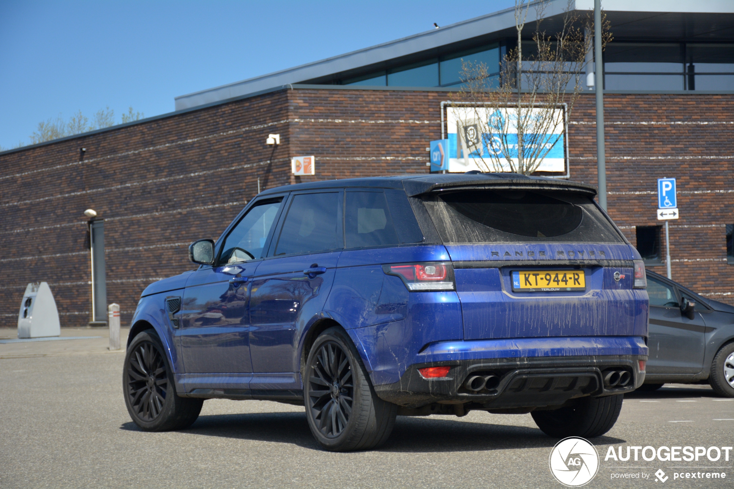 Land Rover Range Rover Sport SVR