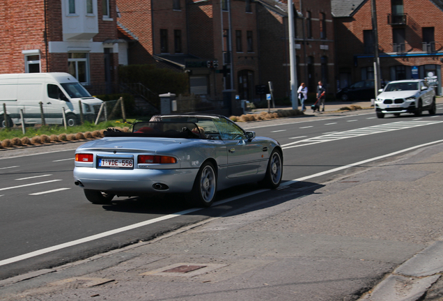 Aston Martin DB7 Volante