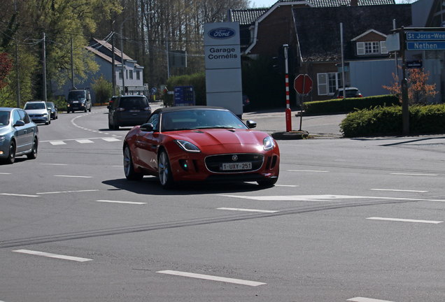 Jaguar F-TYPE S Convertible