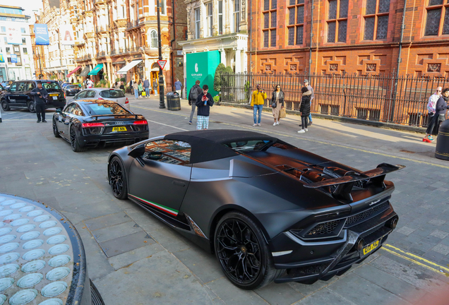 Lamborghini Huracán LP640-4 Performante Spyder