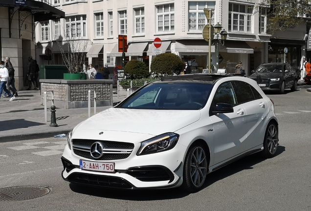 Mercedes-AMG A 45 W176 2015