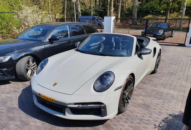 Porsche 992 Turbo S Cabriolet