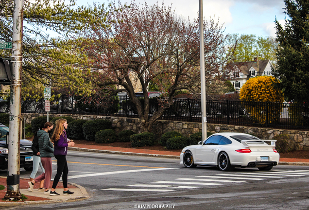 Porsche 997 Carrera GTS