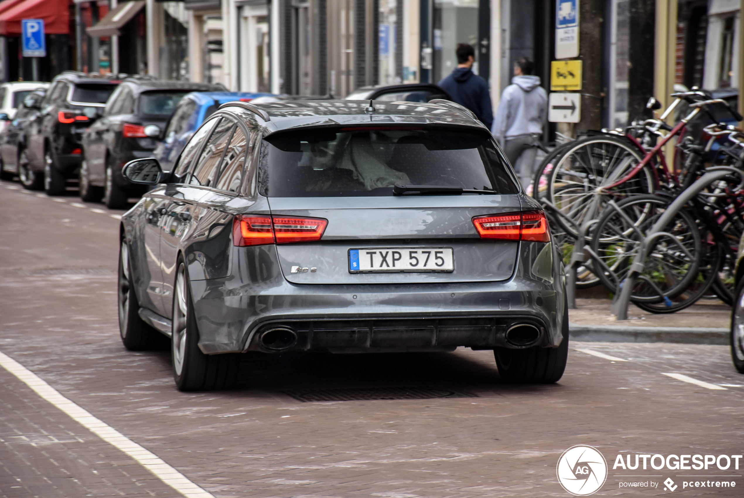 Audi RS6 Avant C7