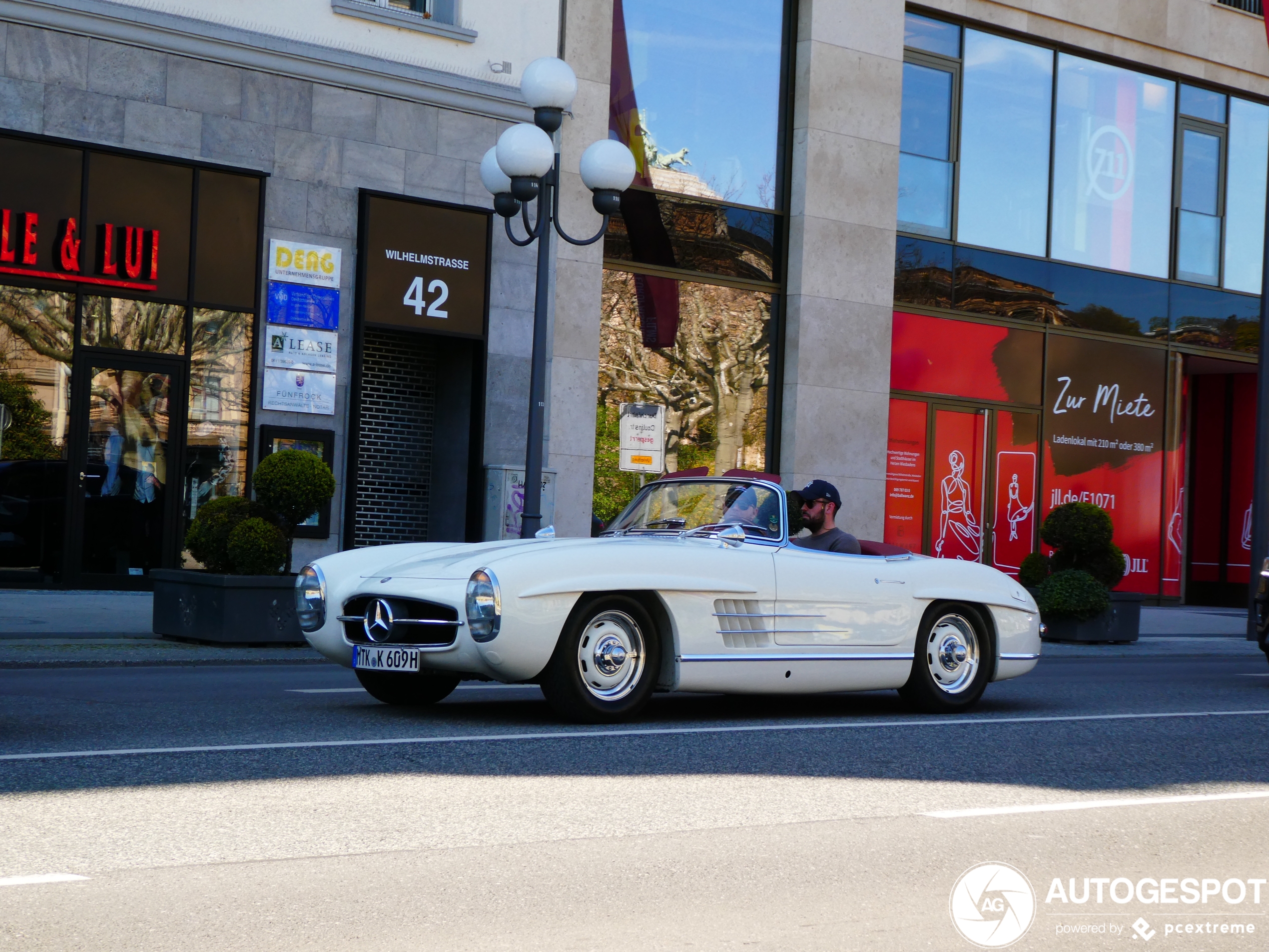 Mercedes-Benz 300SL Roadster