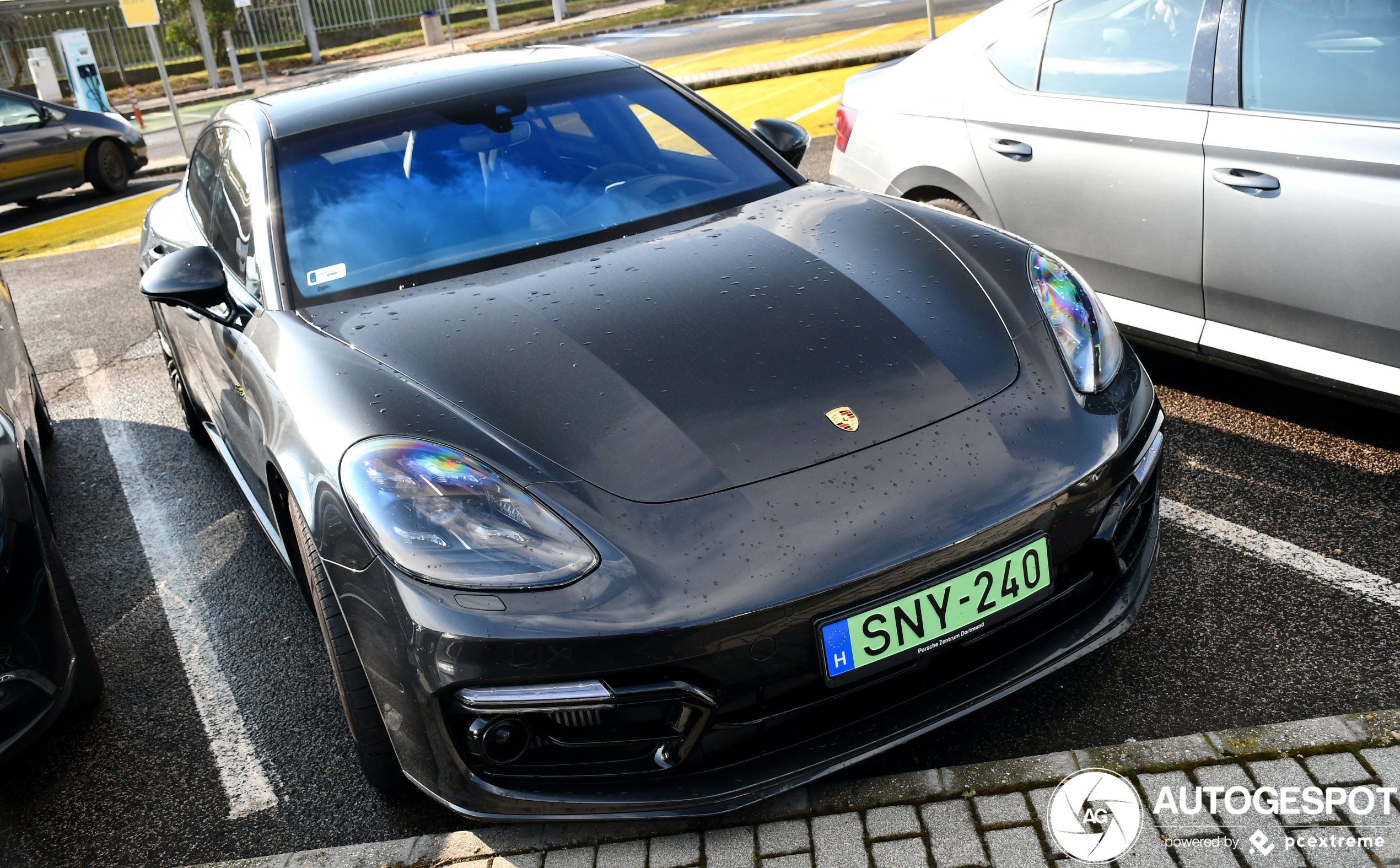 Porsche 971 Panamera Turbo S E-Hybrid