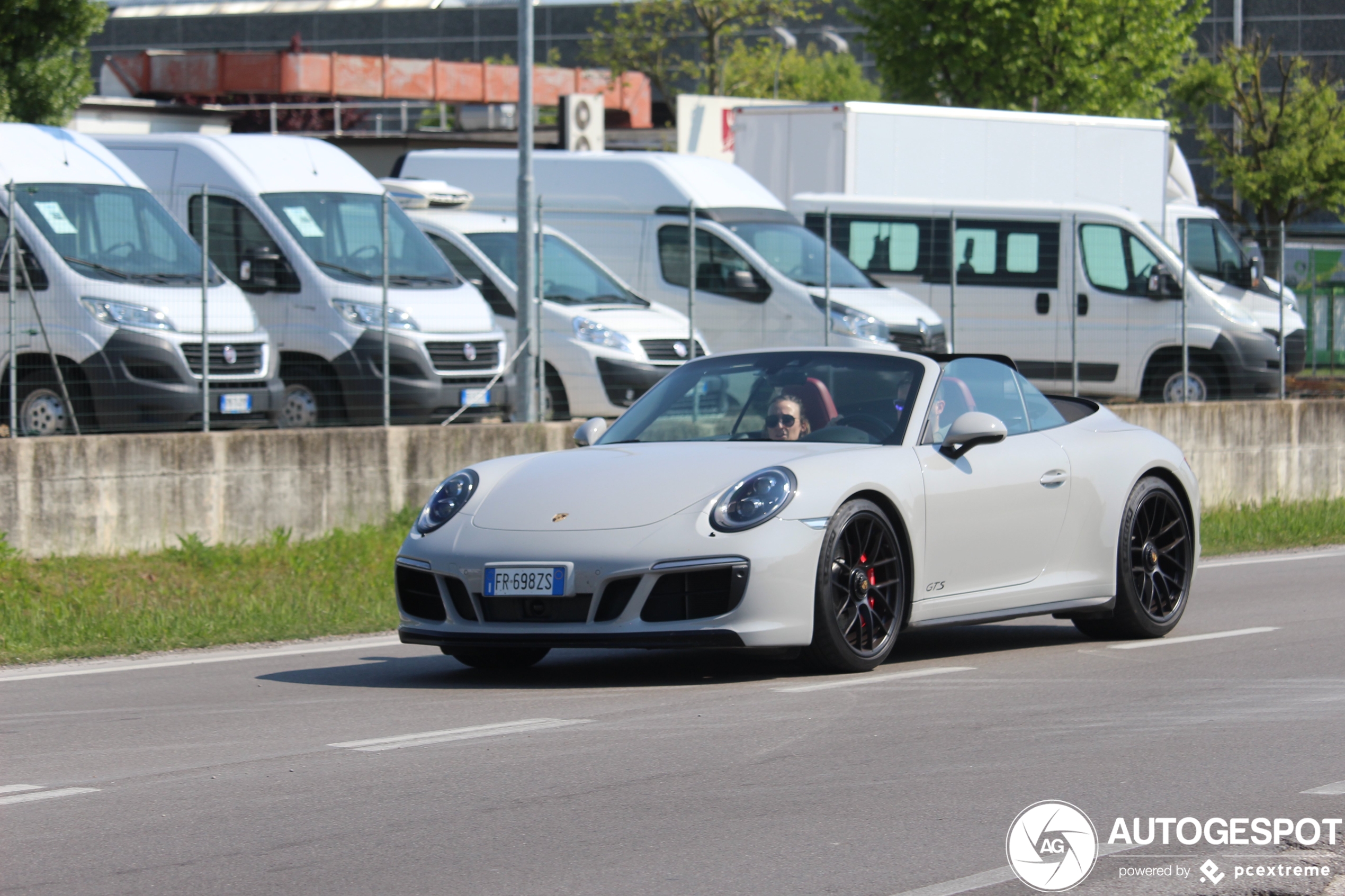 Porsche 991 Carrera 4 GTS Cabriolet MkII