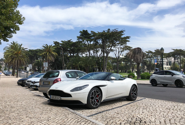 Aston Martin DB11 V8 Volante