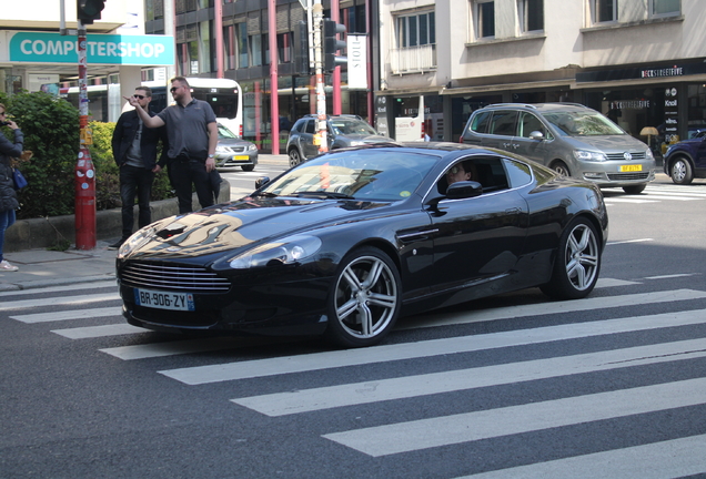 Aston Martin DB9