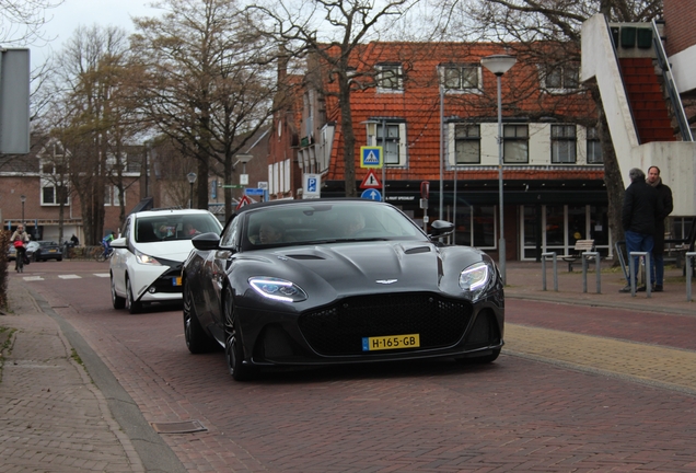 Aston Martin DBS Superleggera Volante