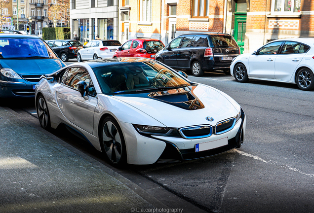 BMW i8