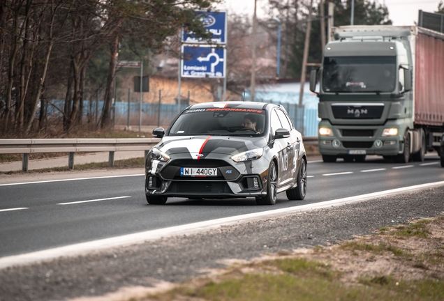 Ford Focus RS 2015