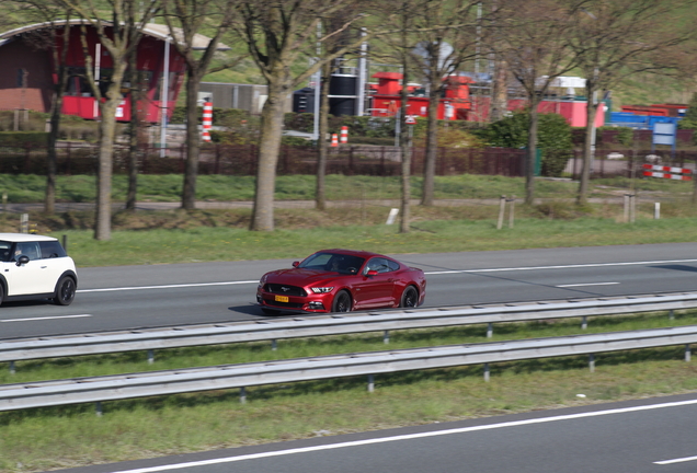 Ford Mustang GT 2015