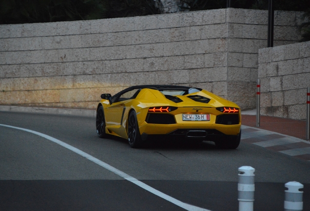 Lamborghini Aventador LP700-4 Roadster