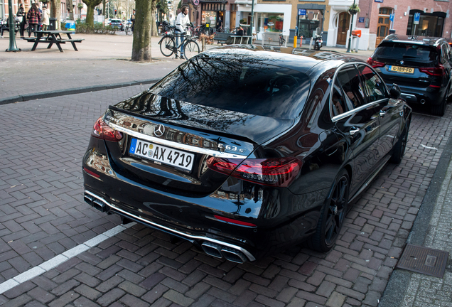 Mercedes-AMG E 63 S W213 2021