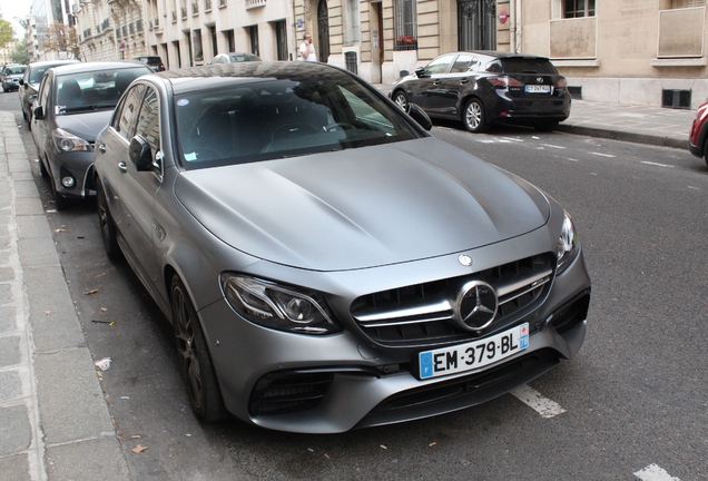 Mercedes-AMG E 63 S W213