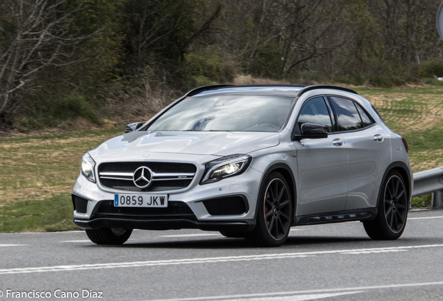 Mercedes-AMG GLA 45 X156