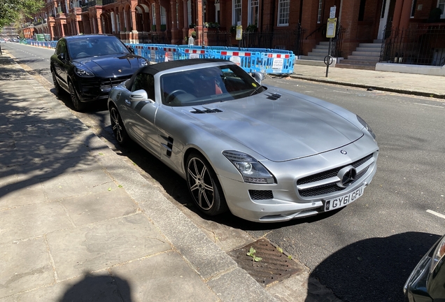 Mercedes-Benz SLS AMG Roadster