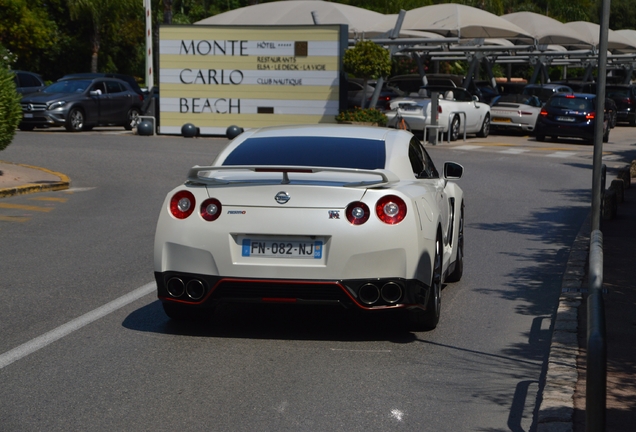 Nissan GT-R 2012