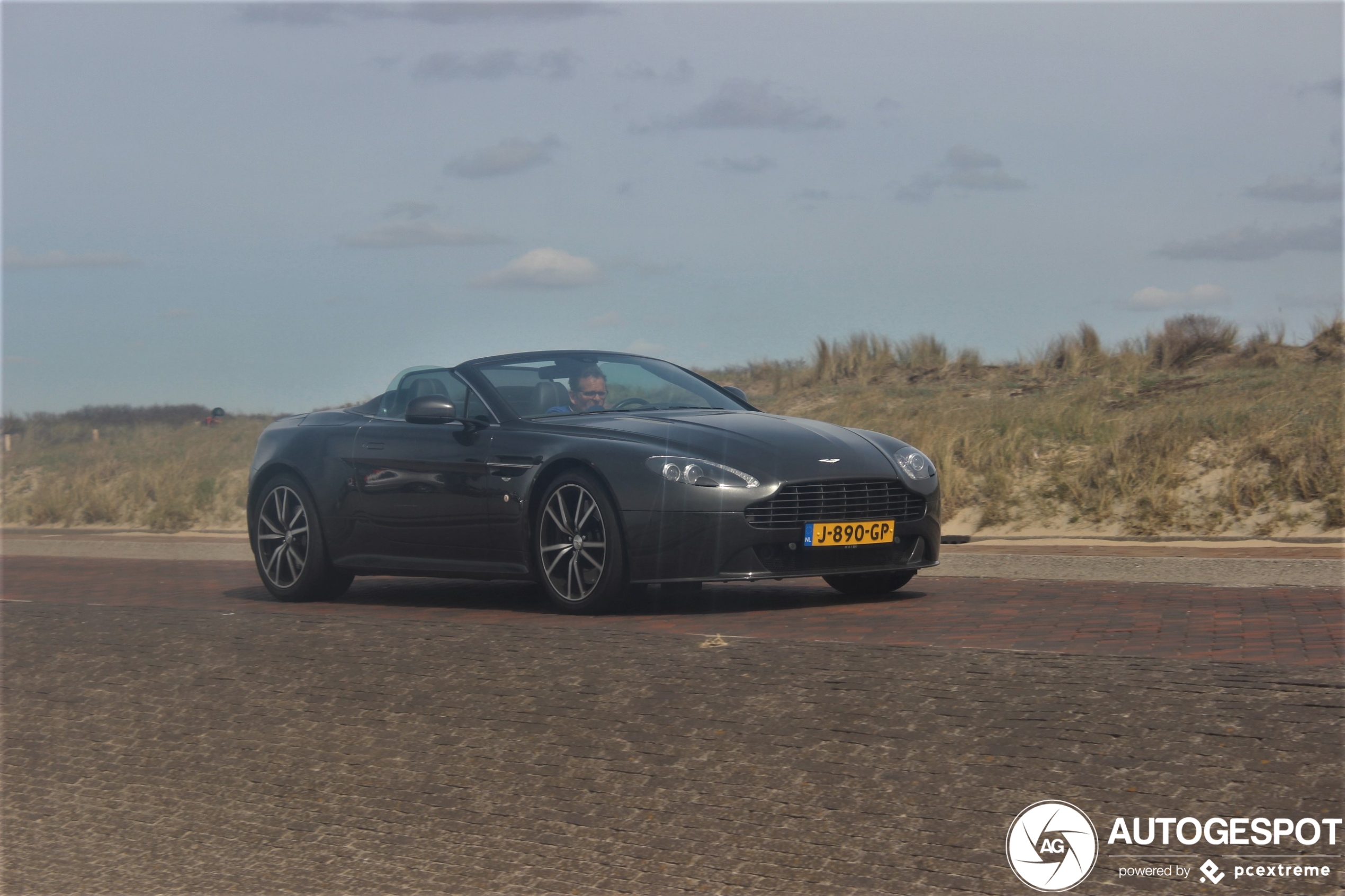 Aston Martin V8 Vantage S Roadster