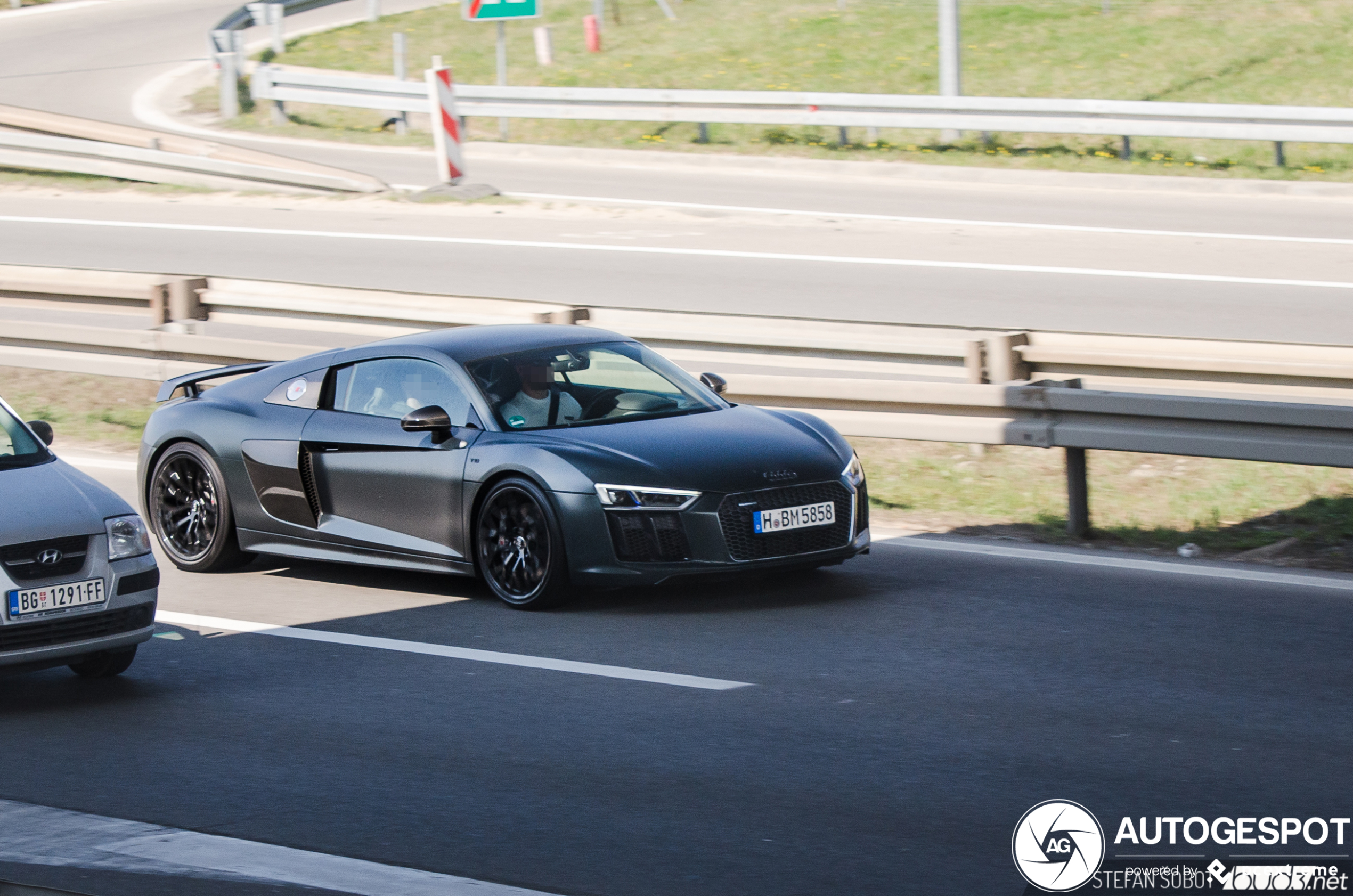 Audi R8 V10 Plus 2015