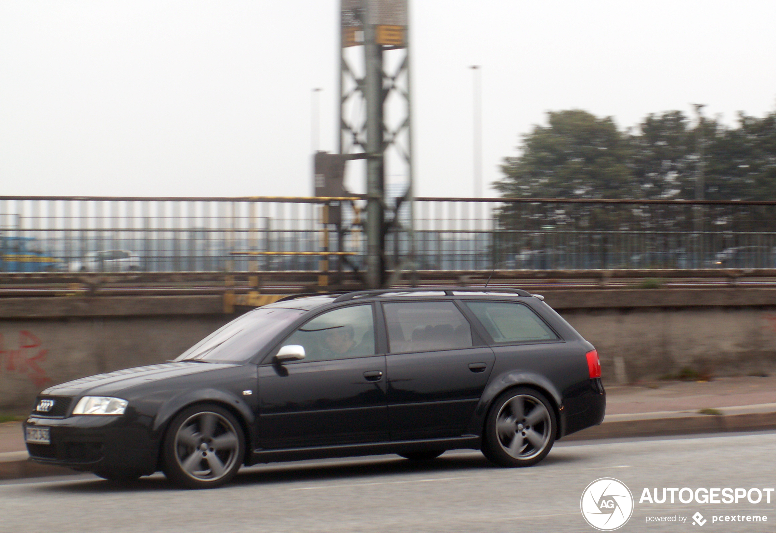 Audi RS6 Plus Avant C5