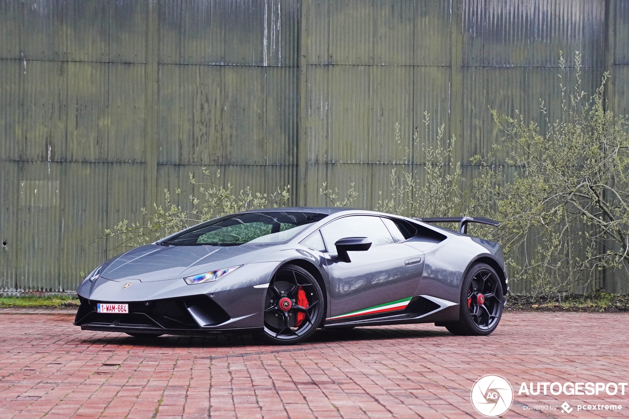 Lamborghini Huracán LP640-4 Performante