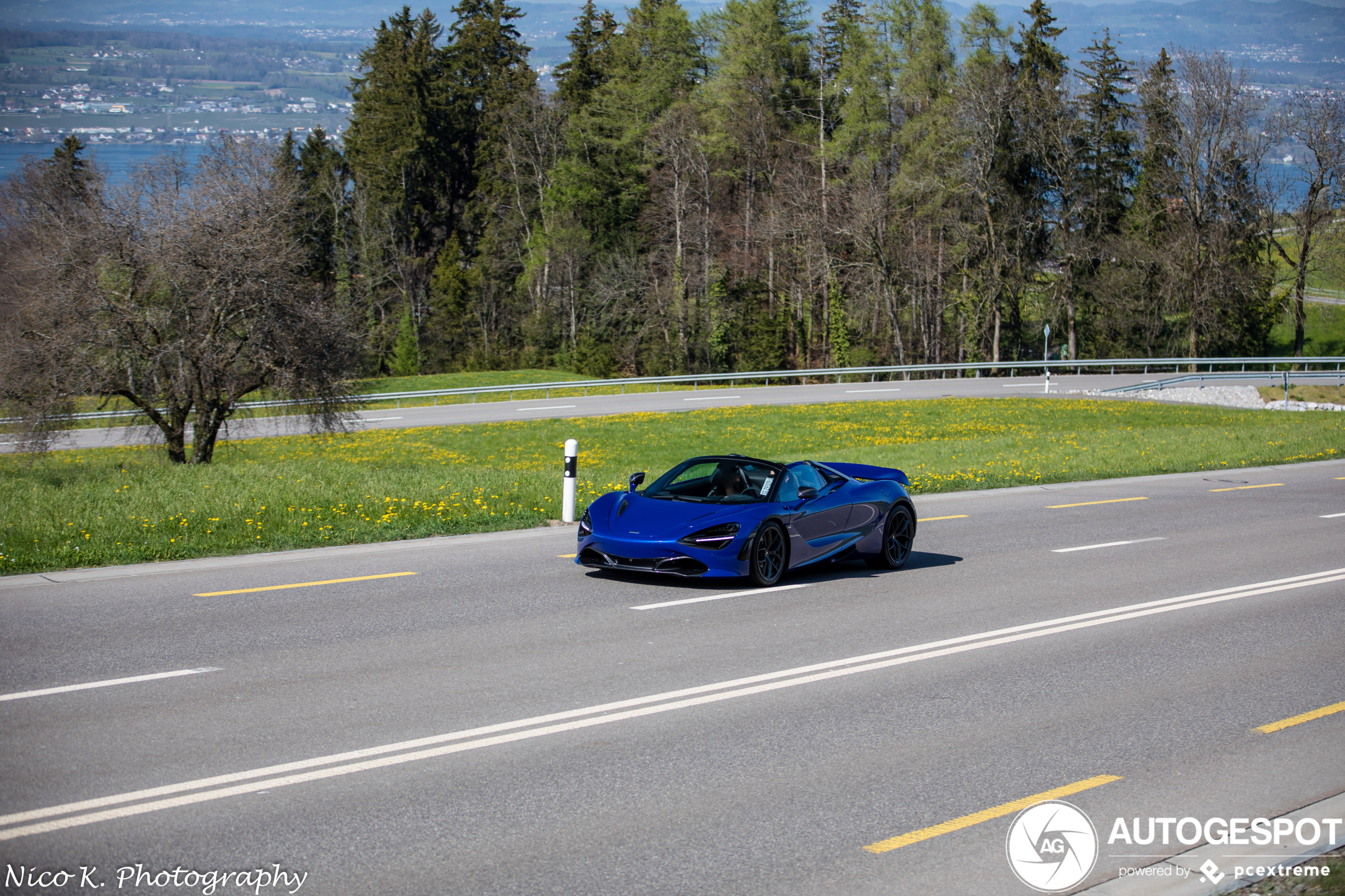 McLaren 720S Spider