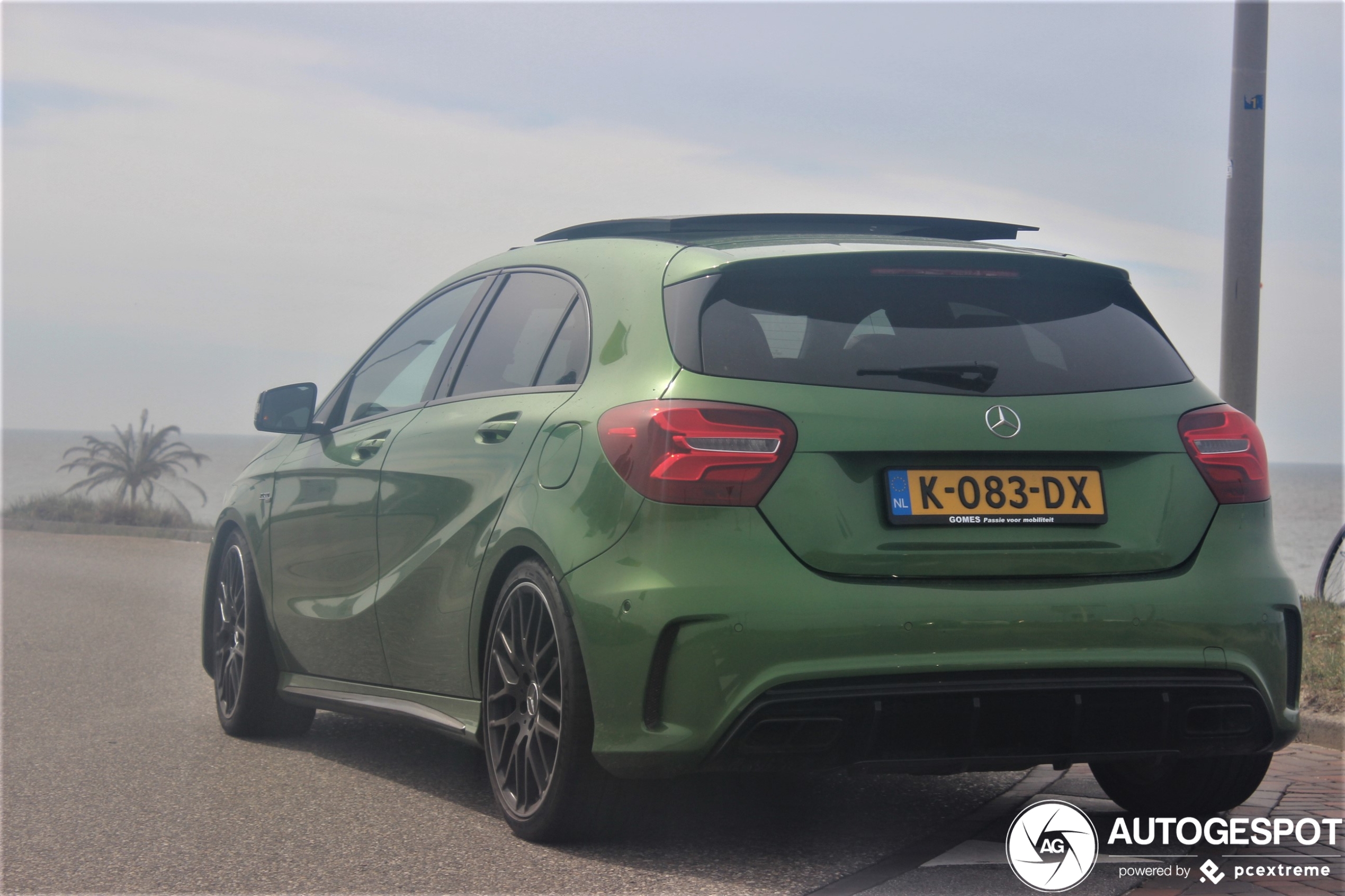 Mercedes-AMG A 45 W176 2015