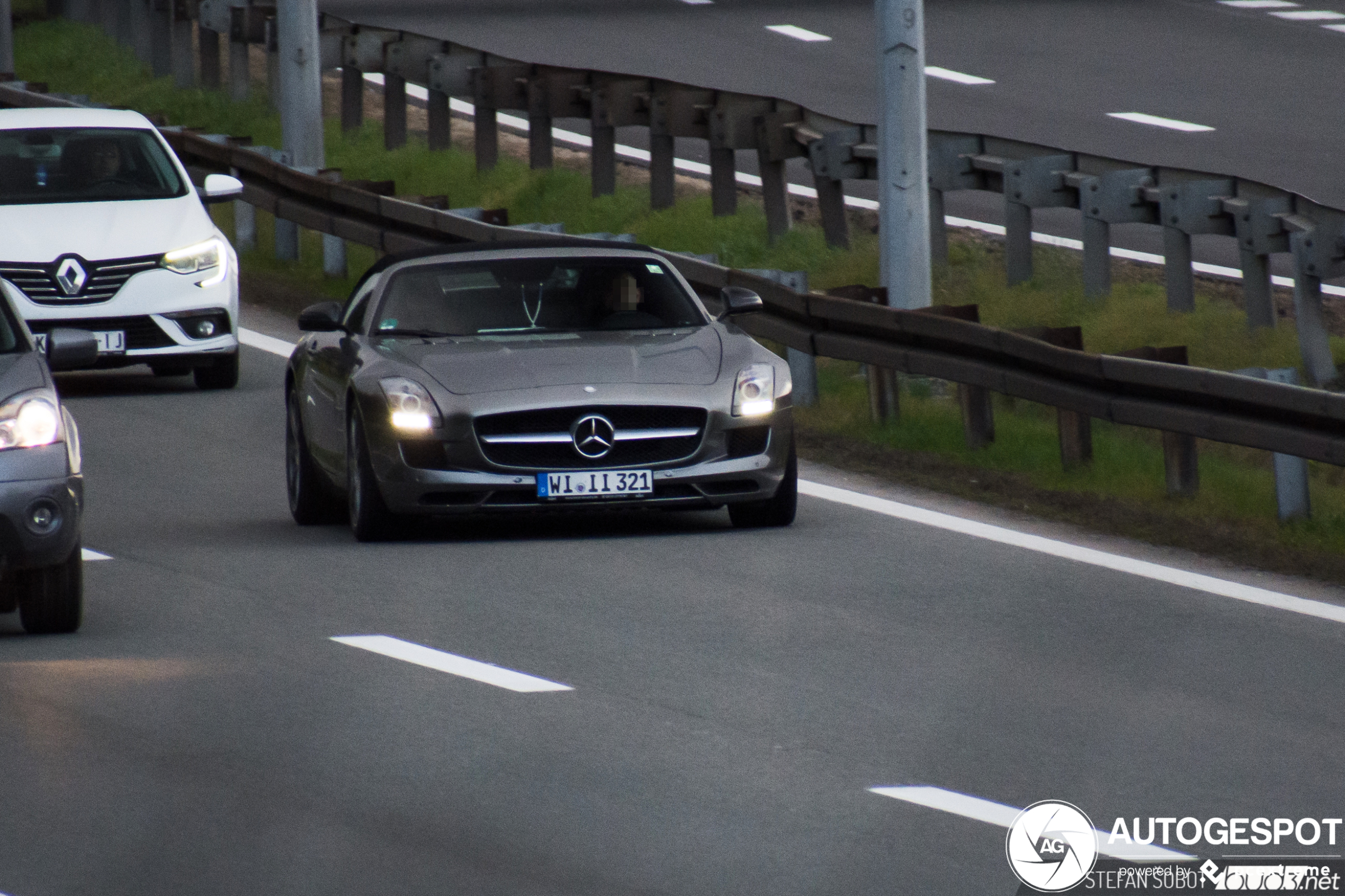 Mercedes-Benz SLS AMG Roadster